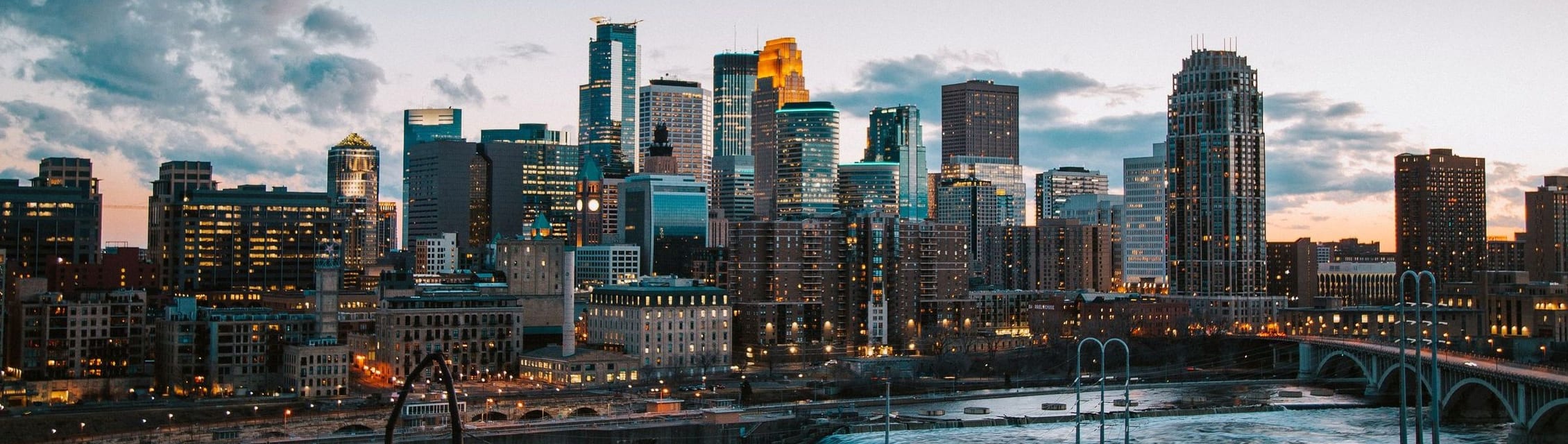 Skin Clique - Minneapolis, MN banner