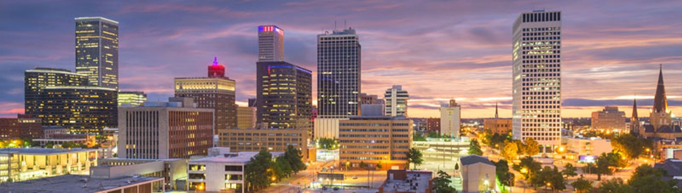 Warren Clinic Urgent Care - Tulsa Woodland Hills banner